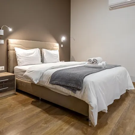 Athenian Infinity Apartment *