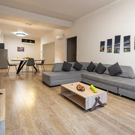 Athenian Infinity Apartment *